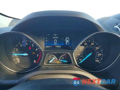 Zdjęcie 9 z 13 samochodu: 2019 FORD ESCAPE TITANIUM VIN:1FMCU0J90KUA03390 - miniatura