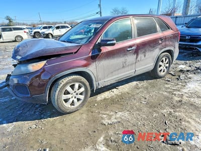 2012 KIA SORENTO LX 5XYKT3A12CG306057 - główne zdjęcie licytacji z USA - miniatura