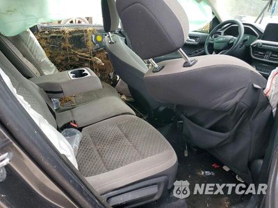Zdjęcie 10 z 12 samochodu: 2020 FORD ESCAPE SE VIN:1FMCU0G64LUC36896 - miniatura