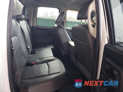 Zdjęcie 10 z 12 samochodu: 2017 RAM 1500 ST VIN:1C6RR7FG7HS633208 - miniatura