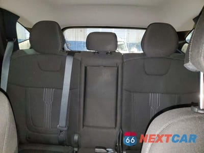 Zdjęcie 10 z 13 samochodu: 2023 HYUNDAI TUCSON SEL VIN:5NMJBCAE5PH187952 - miniatura