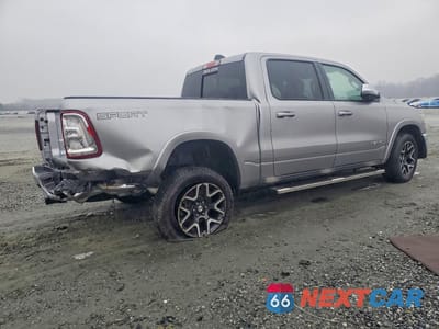 Trzecie zdjęcie samochodu z tyłu: 2025 DODGE 1500 RAM V VIN:1C6SRFJP6SN519113 - miniatura