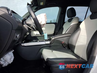 Zdjęcie 7 z 14 samochodu: 2023 MERCEDES-BENZ GLB 250 4MATIC VIN:W1N4M4HB6PW280493 - miniatura