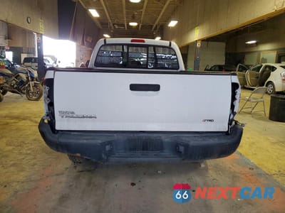 Zdjęcie 6 z 13 samochodu: 2014 TOYOTA TACOMA VIN:5TFNX4CN9EX037451 - miniatura