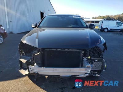 Piąte zdjęcie samochodu w środku: 2022 AUDI Q8 PREMIUM VIN:WA1AVBF15ND016660 - miniatura