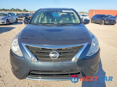 Piąte zdjęcie samochodu w środku: 2016 NISSAN VERSA S VIN:3N1CN7APXGL807242 - miniatura