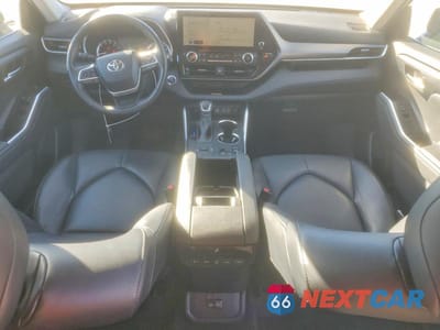 Zdjęcie 8 z 14 samochodu: 2023 TOYOTA HIGHLANDER XLE VIN:5TDKDRAH0PS510992 - miniatura
