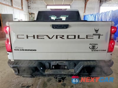 Zdjęcie 6 z 11 samochodu: 2022 CHEVROLET SILVERADO K1500 TRAIL BOSS CUSTOM VIN:3GCPDCED4NG580310 - miniatura
