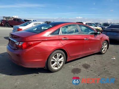 Trzecie zdjęcie samochodu z tyłu: 2013 HYUNDAI SONATA VIN:5NPEC4AC0DH795766 - miniatura