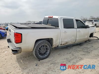 Trzecie zdjęcie samochodu z tyłu: 2016 CHEVROLET SILVERADO K1500 LT VIN:3GCUKREC6GG321419 - miniatura