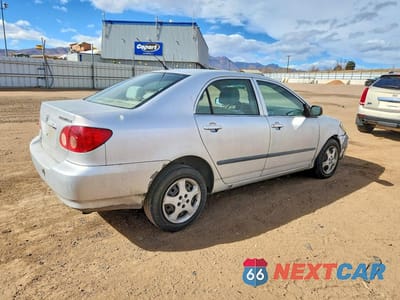 Trzecie zdjęcie samochodu z tyłu: 2005 TOYOTA COROLLA CE VIN:1NXBR32E95Z400448 - miniatura
