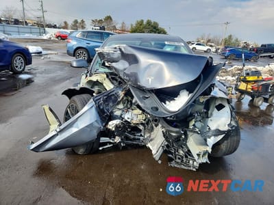 Piąte zdjęcie samochodu w środku: 2025 TESLA MODEL 3 VIN:5YJ3E1EA9SF024503 - miniatura