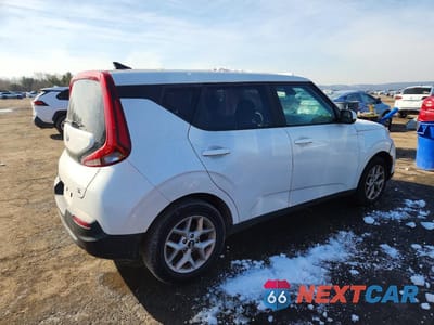 Trzecie zdjęcie samochodu z tyłu: 2020 KIA SOUL S VIN:KNDJ23AU3L7012172 - miniatura