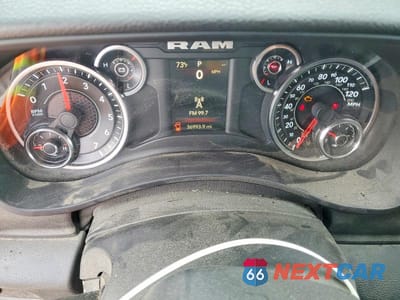 Zdjęcie 9 z 11 samochodu: 2023 RAM 2500 TRADESMAN 6.4L V8 CREW CAB VIN:3C6UR5CJ5PG500354 - miniatura