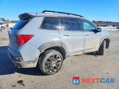Trzecie zdjęcie samochodu z tyłu: 2022 HONDA PASSPORT ELITE VIN:5FNYF8H01NB014325 - miniatura