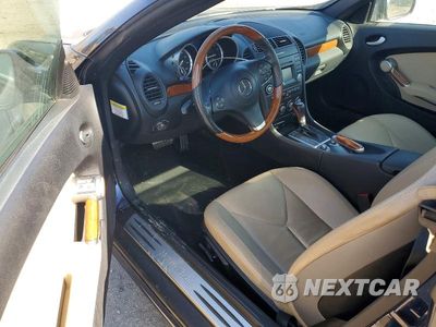 Zdjęcie 8 z 11 samochodu: 2009 MERCEDES-BENZ SLK 300 VIN:WDBWK54F59F210344 - miniatura