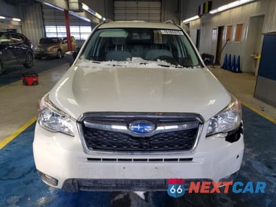 Piąte zdjęcie samochodu w środku: 2016 SUBARU FORESTER 2.5I VIN:JF2SJABC1GH452586 - miniatura
