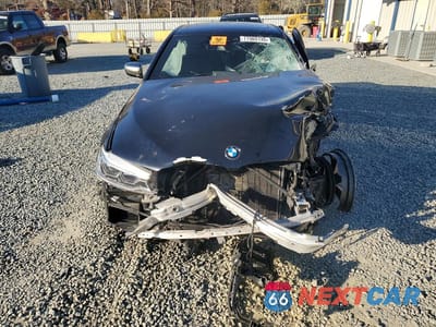 Piąte zdjęcie samochodu w środku: 2020 BMW M550XI VIN:WBAJS7C06LCD00163 - miniatura