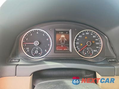 Zdjęcie 9 z 12 samochodu: 2013 VOLKSWAGEN TIGUAN S VIN:WVGAV3AXXDW587504 - miniatura