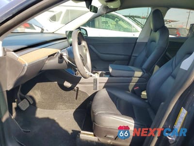 Zdjęcie 7 z 12 samochodu: 2021 TESLA MODEL Y VIN:5YJYGDEE4MF080629 - miniatura