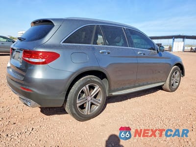 Trzecie zdjęcie samochodu z tyłu: 2017 MERCEDES-BENZ GLC 300 VIN:WDC0G4JBXHF190749 - miniatura