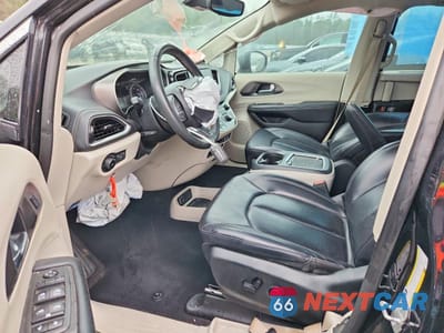 Zdjęcie 7 z 14 samochodu: 2023 CHRYSLER PACIFICA TOURING L VIN:2C4RC1BG2PR526953 - miniatura