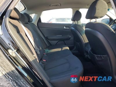 Zdjęcie 10 z 11 samochodu: 2018 KIA OPTIMA LX VIN:5XXGT4L37JG243713 - miniatura