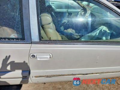 Zdjęcie 10 z 11 samochodu: 1997 MERCURY COUGAR XR7 VIN:1MELM62W0VH625558 - miniatura