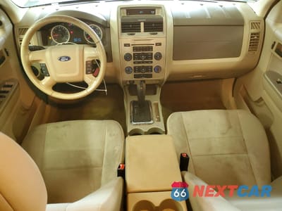 Zdjęcie 8 z 12 samochodu: 2010 FORD ESCAPE XLT VIN:1FMCU0D77AKC76105 - miniatura