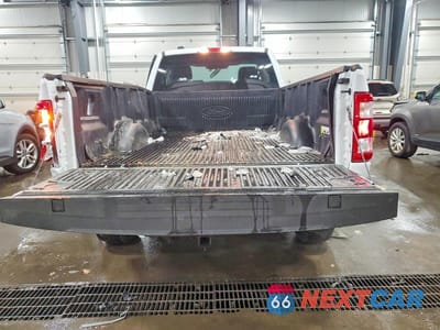 Zdjęcie 6 z 12 samochodu: 2023 FORD F150 VIN:1FTMF1EP6PKE06374 - miniatura
