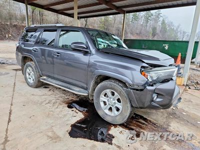 Czwarte zdjęcie samochodu z boku: 2018 TOYOTA 4RUNNER SR5 VIN:JTEZU5JR0J5167125 - miniatura