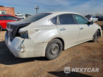Trzecie zdjęcie samochodu z tyłu: 2013 NISSAN ALTIMA 2.5 VIN:1N4AL3AP4DC287927 - miniatura