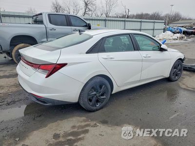 Trzecie zdjęcie samochodu z tyłu: 2022 HYUNDAI ELANTRA SEL VIN:5NPLS4AG5NH082148 - miniatura