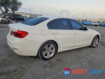 Trzecie zdjęcie samochodu z tyłu: 2018 BMW 330 I VIN:WBA8B9G51JNU96169 - miniatura