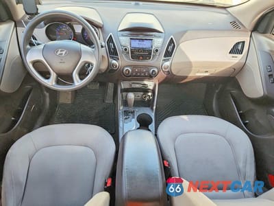 Zdjęcie 8 z 12 samochodu: 2011 HYUNDAI TUCSON GL VIN:KM8JT3AB3BU120105 - miniatura