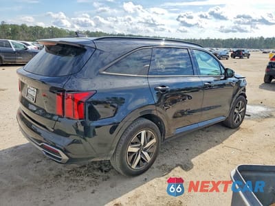 Trzecie zdjęcie samochodu z tyłu: 2023 KIA SORENTO S VIN:5XYRL4LC9PG199596 - miniatura