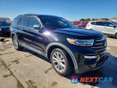 Czwarte zdjęcie samochodu z boku: 2021 FORD EXPLORER XLT VIN:1FMSK8DH3MGA00696 - miniatura