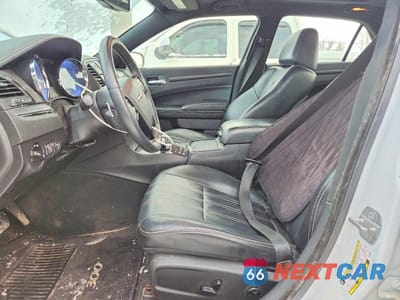 Zdjęcie 7 z 12 samochodu: 2014 CHRYSLER 300 S VIN:2C3CCABG9EH303807 - miniatura