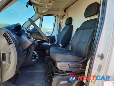Zdjęcie 7 z 14 samochodu: 2016 RAM PROMASTER VAN 1500 S VIN:3C6TRVAG1GE104095 - miniatura
