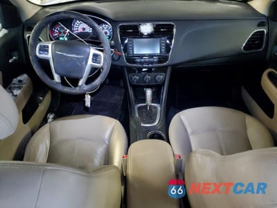 Zdjęcie 8 z 13 samochodu: 2011 CHRYSLER 200 LIMITED VIN:1C3BC2FG5BN584339 - miniatura