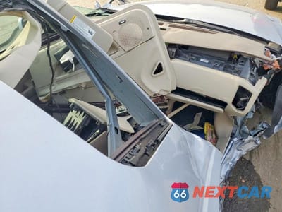 Zdjęcie 8 z 13 samochodu: 2006 CADILLAC DTS VIN:1G6KD57Y06U119516 - miniatura