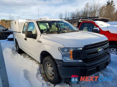 Czwarte zdjęcie samochodu z boku: 2018 FORD F150 SUPER CAB VIN:1FTEX1C55JKF23213 - miniatura