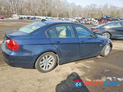 Trzecie zdjęcie samochodu z tyłu: 2006 BMW 325 I VIN:WBAVB13596KX46549 - miniatura