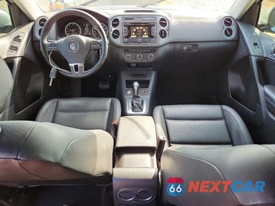 Zdjęcie 8 z 13 samochodu: 2014 VOLKSWAGEN TIGUAN S VIN:WVGAV3AX3EW568181 - miniatura