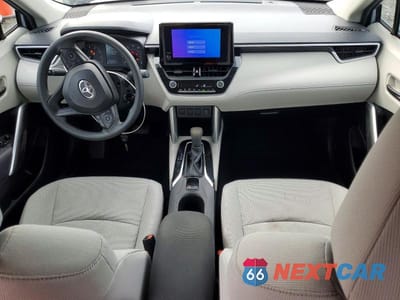 Zdjęcie 8 z 11 samochodu: 2023 TOYOTA COROLLA CROSS L VIN:7MUAAABG0PV054509 - miniatura