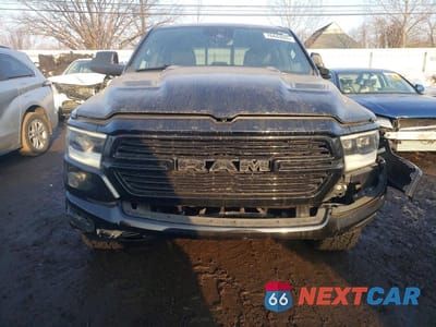 Piąte zdjęcie samochodu w środku: 2021 RAM TRUCKS 1500 LARAMIE VIN:1C6SRFRT5MN641885 - miniatura