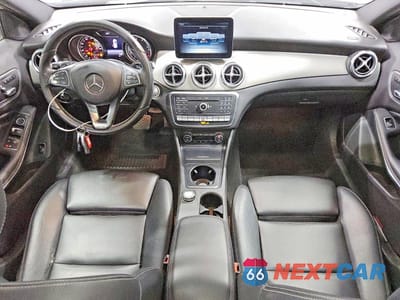Zdjęcie 8 z 13 samochodu: 2018 MERCEDES-BENZ GLA 250 4MATIC VIN:WDCTG4GB4JJ457908 - miniatura