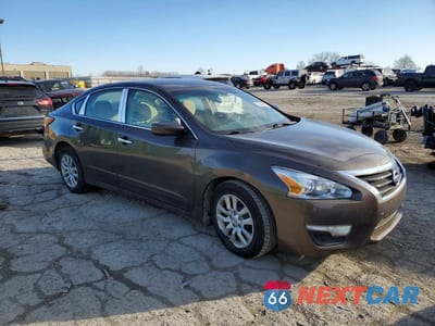 Czwarte zdjęcie samochodu z boku: 2013 NISSAN ALTIMA 2.5 VIN:1N4AL3APXDN579120 - miniatura