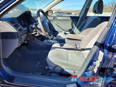 Zdjęcie 7 z 11 samochodu: 2005 HONDA CIVIC EX VIN:2HGES26795H535249 - miniatura