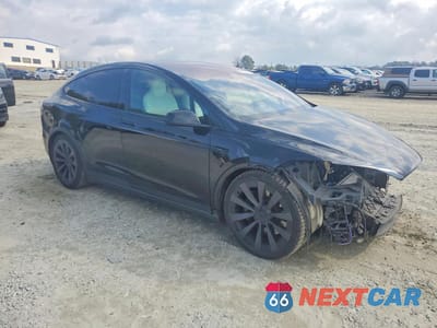 Czwarte zdjęcie samochodu z boku: 2022 TESLA MODEL X VIN:7SAXCBE53NF331446 - miniatura